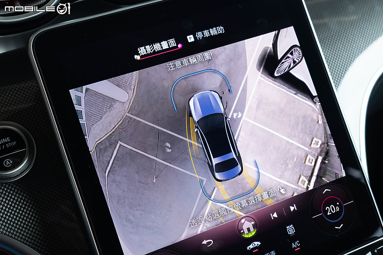 Mercedes-Benz C 200 新年式試駕｜人生進階首選，新年式還有柏林之音加持！