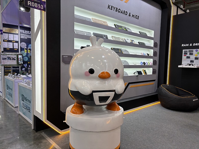 點我看大圖 杜甫遊記:Computex 2025(下)MONTECH/LianLi/darkFlash/Cougar/DeepCool/iRocks/TT/VK