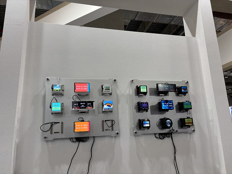 點我看大圖 杜甫遊記:Computex 2025(下)MONTECH/LianLi/darkFlash/Cougar/DeepCool/iRocks/TT/VK