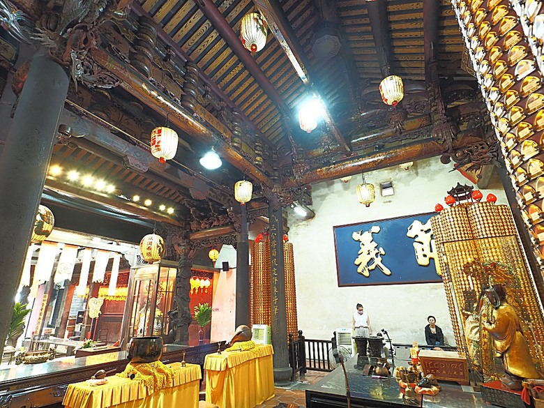 帶領探訪新莊故事 之 2025潮盛新莊活動 —《廟街：眾神連線》集章散策 與 《祭典中的ㄈㄨˊ碼》特展