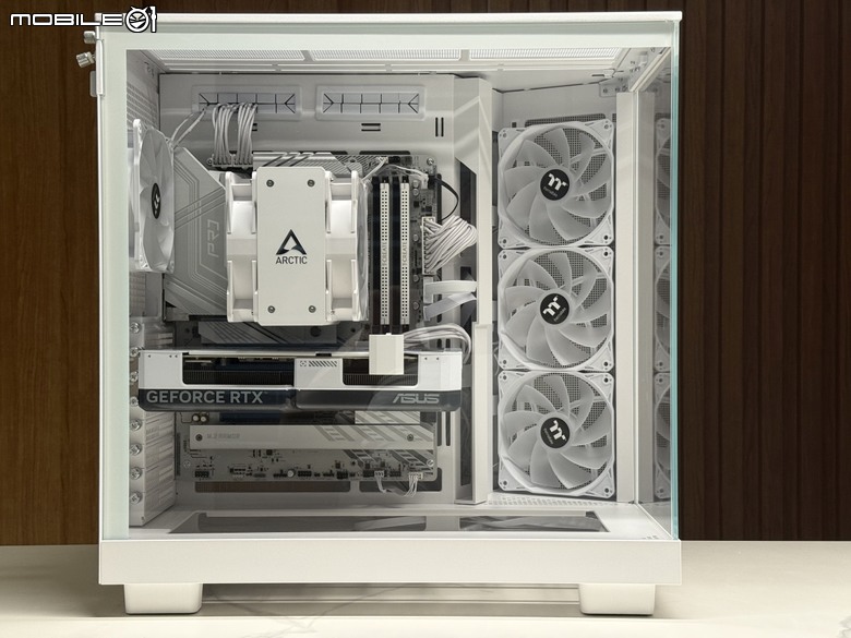 斜進風全景機殼!TT View 380 XL TG ARGB