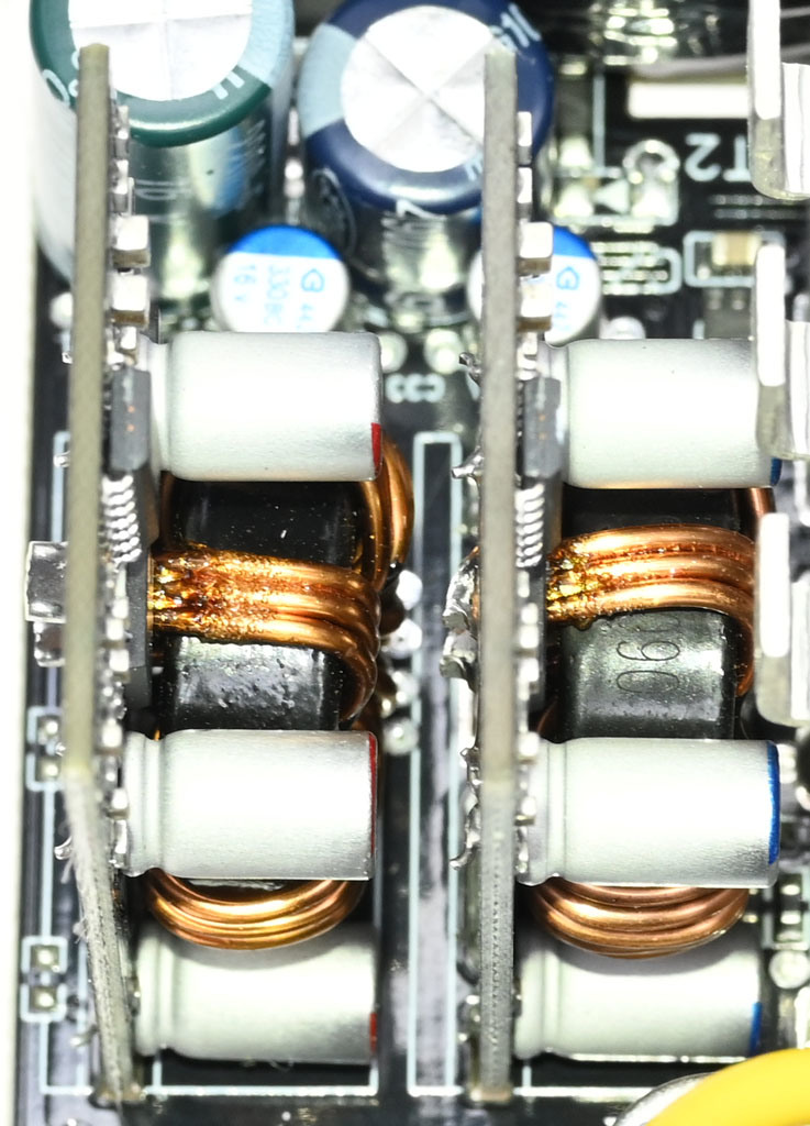 LIAN LI EDGE GOLD EG1000G 1000W金牌全模組化電源開箱