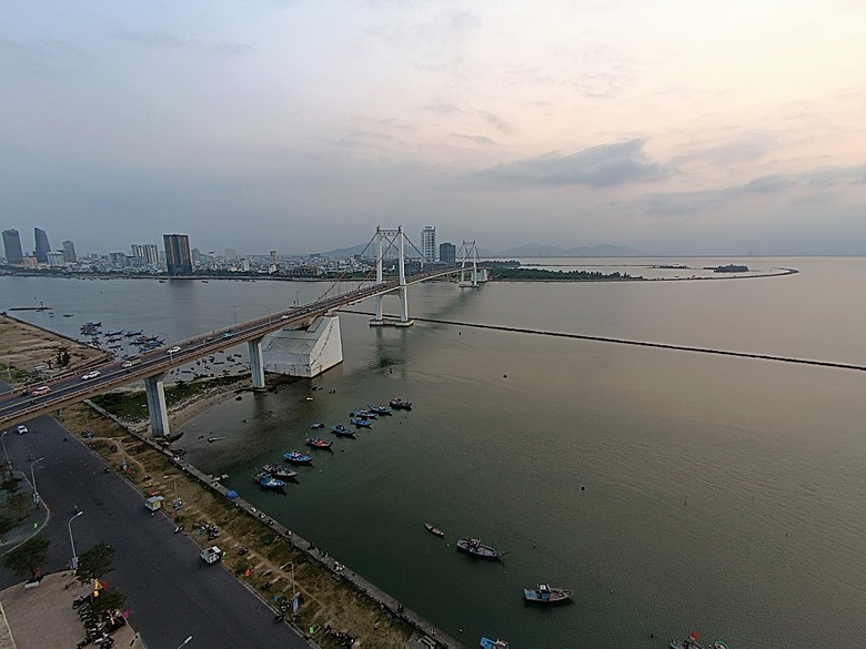 中越峴港自助旅行之景點簡述與交通攻略 — 華航CI787+CI790班機、峴港機場入出境、當地包車接送與Grab — 2025年越南峴港、會安、美山、順化、巴拿山太陽世界六日歷史文化及遊樂園之旅 — 「楔子」