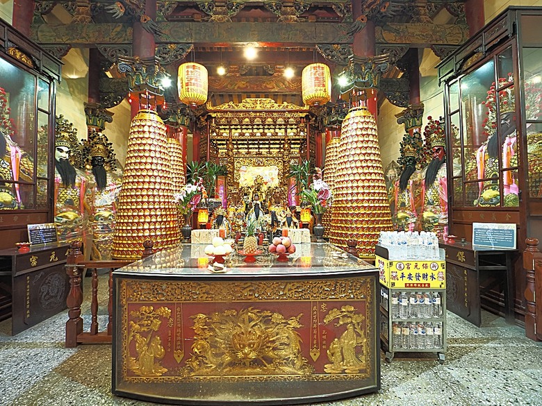 帶領探訪新莊故事 之 2025潮盛新莊活動 —《廟街:眾神連線》集章散策 與 《祭典中的ㄈㄨˊ碼》特展