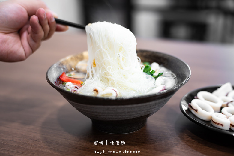 免費續湯加米粉！澎湖空運小卷，嘉義火車站附近美食推薦_2025菜單 – 冠婷生活趣