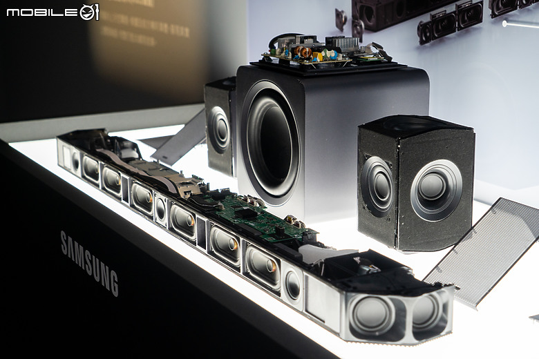 三星旗艦 Soundbar HW-Q990F 首度拆解公開，低音更飽滿的秘密藏在這個設計！