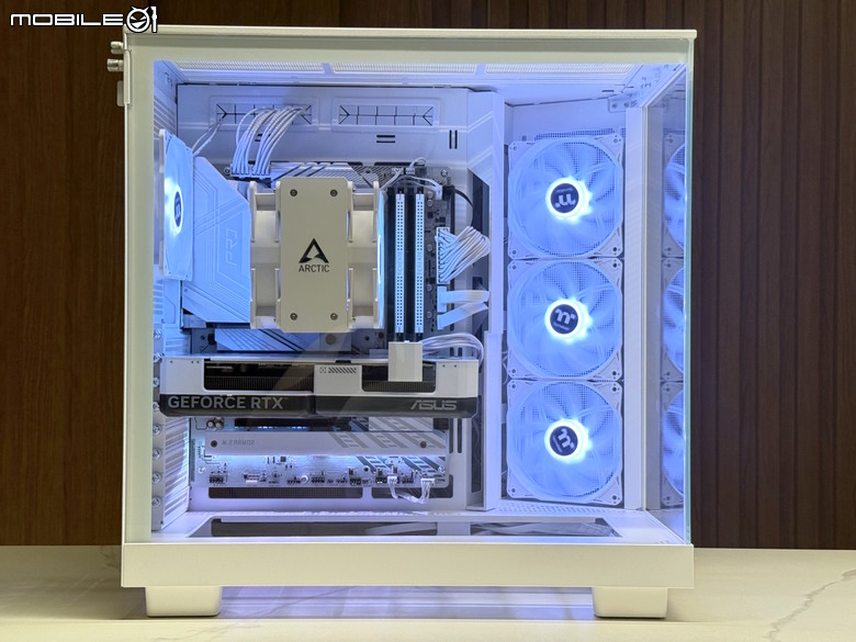 斜進風全景機殼!TT View 380 XL TG ARGB