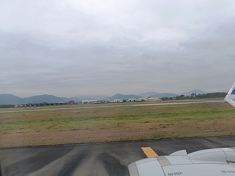 中越峴港自助旅行之景點簡述與交通攻略 — 華航CI787+CI790班機、峴港機場入出境、當地包車接送與Grab — 2025年越南峴港、會安、美山、順化、巴拿山太陽世界六日歷史文化及遊樂園之旅 — 「楔子」