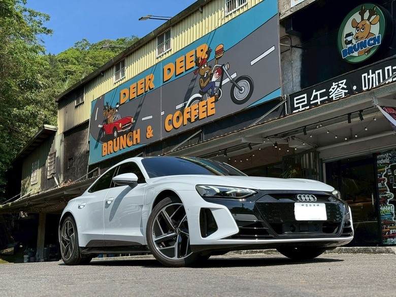 今天要說一個開e-tron GT壞朋友的故事…