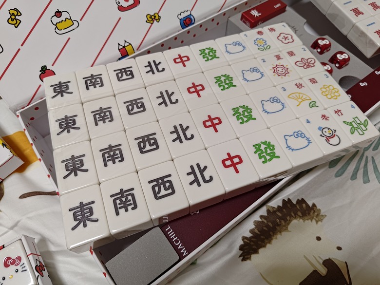 Maxhill×Hello kitty 麻將微開箱
