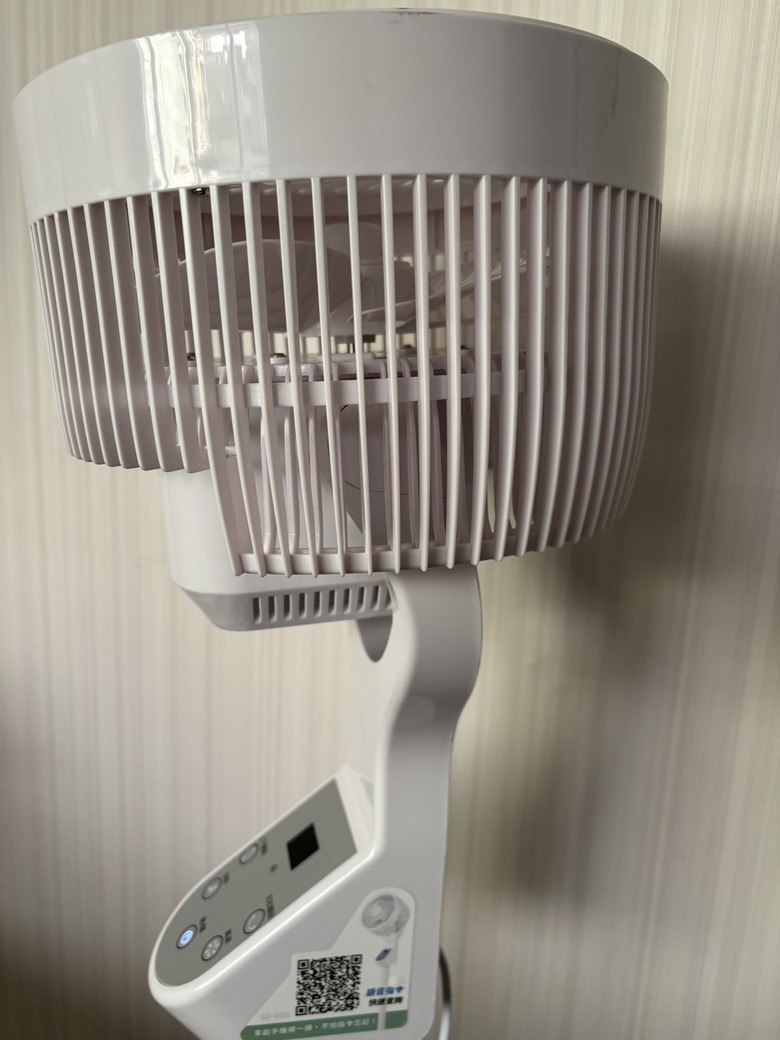 [開箱] KINYO語音循環電風扇，真的不錯用!