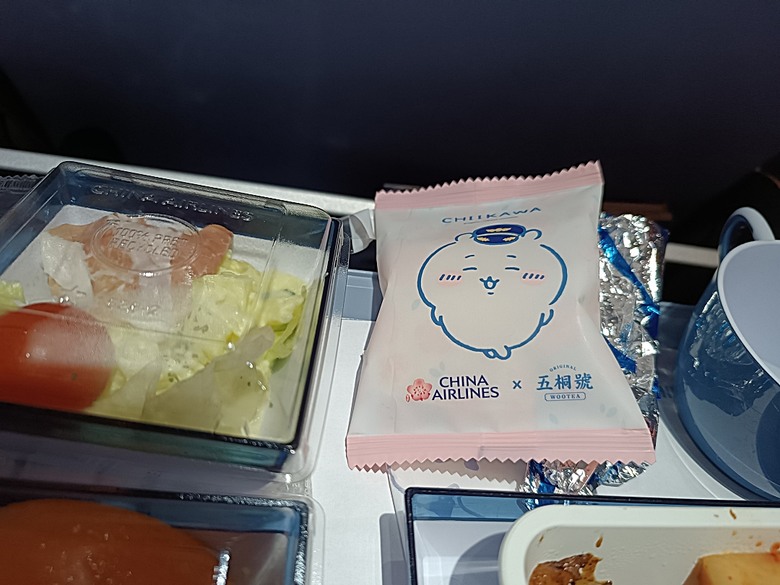 中越峴港自助旅行之景點簡述與交通攻略 — 華航CI787+CI790班機、峴港機場入出境、當地包車接送與Grab — 2025年越南峴港、會安、美山、順化、巴拿山太陽世界六日歷史文化及遊樂園之旅 — 「楔子」