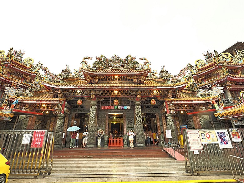 帶領探訪新莊故事 之 2025潮盛新莊活動 —《廟街:眾神連線》集章散策 與 《祭典中的ㄈㄨˊ碼》特展
