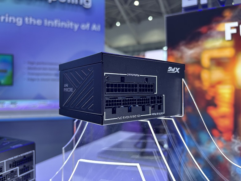 點我看大圖 杜甫遊記:Computex 2025(下)MONTECH/LianLi/darkFlash/Cougar/DeepCool/iRocks/TT/VK