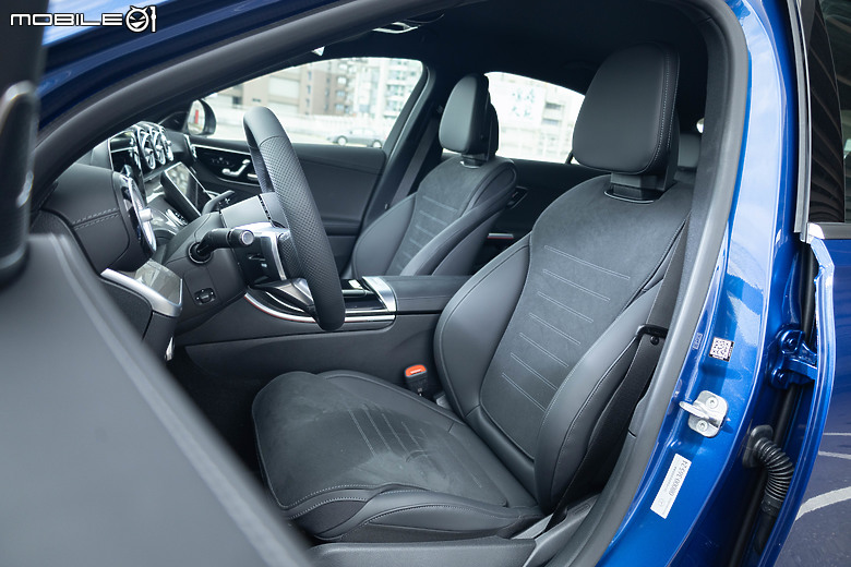 Mercedes-Benz C 200 新年式試駕|人生進階首選,新年式還有柏林之音加持!