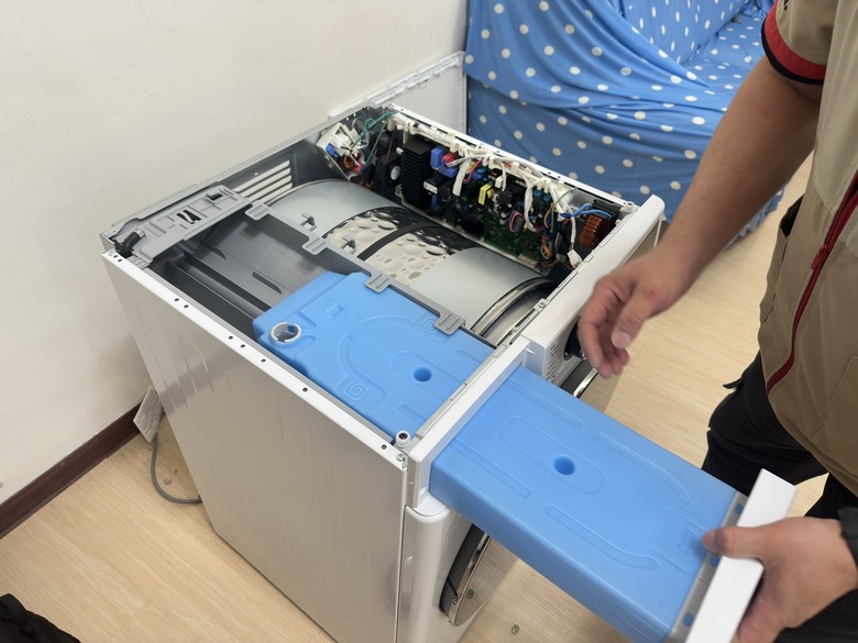 LG 尊榮保養服務初體驗丨維持衣物品質 延長乾衣機效能