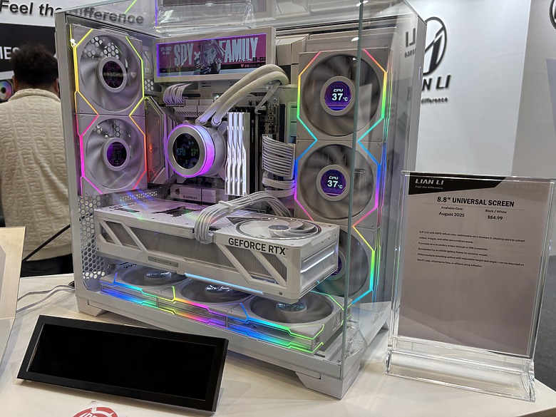 點我看大圖 杜甫遊記:Computex 2025(下)MONTECH/LianLi/darkFlash/Cougar/DeepCool/iRocks/TT/VK