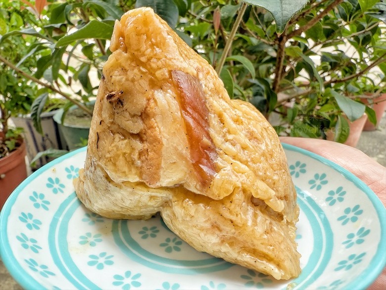 滿滿粽葉香的肉粽,每顆粽子獨立真空包裝設計,想吃多少拆多少,美味不變質