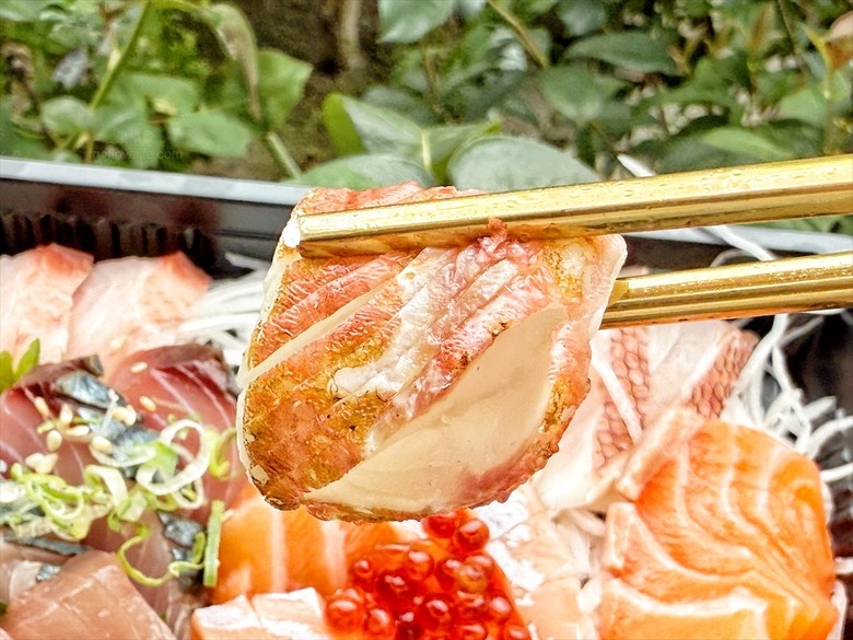 超隱密的生魚片,有許多特殊魚種的生魚片,新鮮、甘甜又超值
