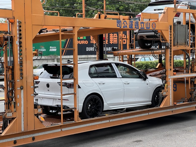 Golf 8.5R Black Edition ~到底有多愛Golf R