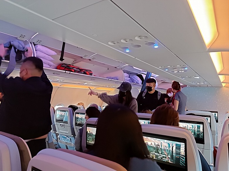 中越峴港自助旅行之景點簡述與交通攻略 — 華航CI787+CI790班機、峴港機場入出境、當地包車接送與Grab — 2025年越南峴港、會安、美山、順化、巴拿山太陽世界六日歷史文化及遊樂園之旅 — 「楔子」