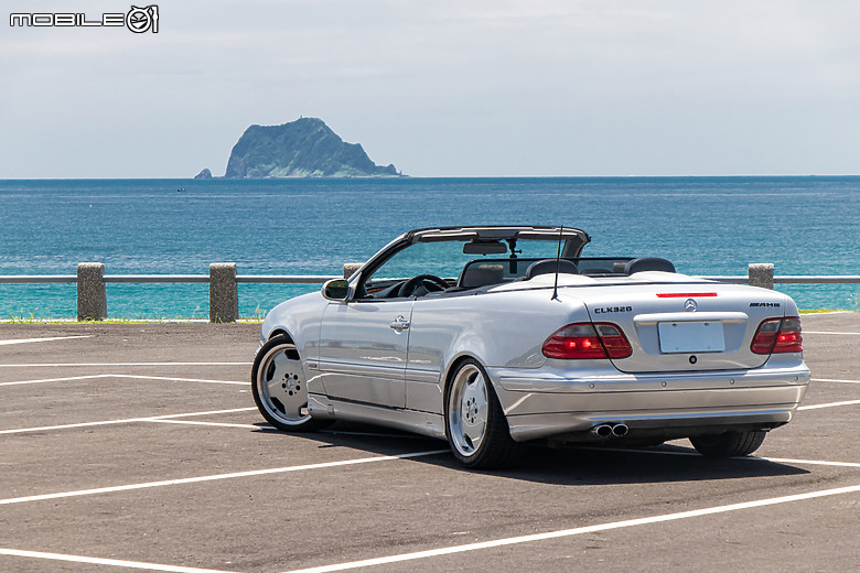 Mercedes-AMG CLE 53 4MATIC+ Cabriolet 試駕|性能底子一把罩,開篷吹風更逍遙!feat. A208 CLK