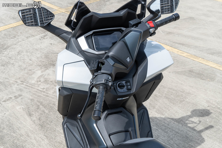 2025 Honda Forza 350 一日北橫試駕｜巴陵到坪林馳騁山林，公路旅行的理想夥伴