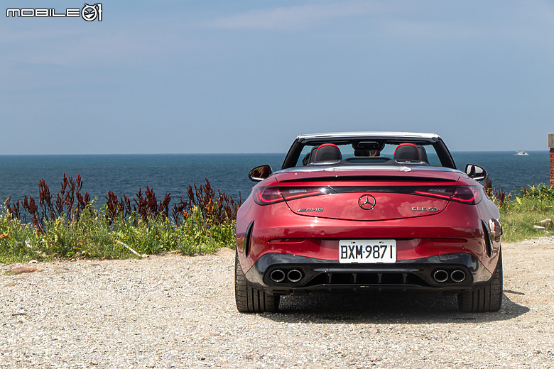 Mercedes-AMG CLE 53 4MATIC+ Cabriolet 試駕|性能底子一把罩,開篷吹風更逍遙!feat. A208 CLK