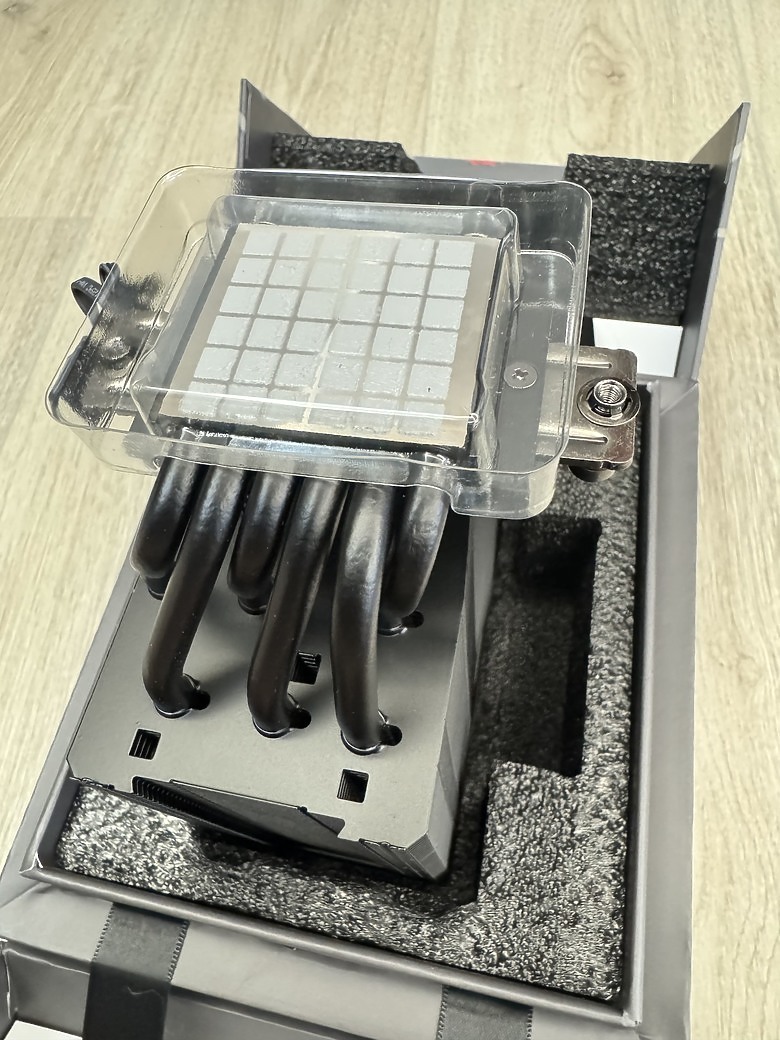 [開箱] 瓦爾基里 Valkyrie SL125 + Thermalright TL-C14C