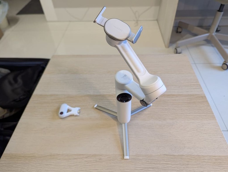 Insta360 Flow 2 手機穩定器開箱：平價入門三軸雲台