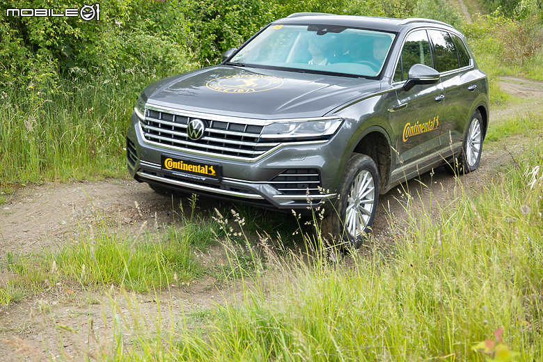 Continental UX7 德國試胎|尺碼全面,兼顧舒適、靜肅性、乾溼地操控的新一代休旅車胎!