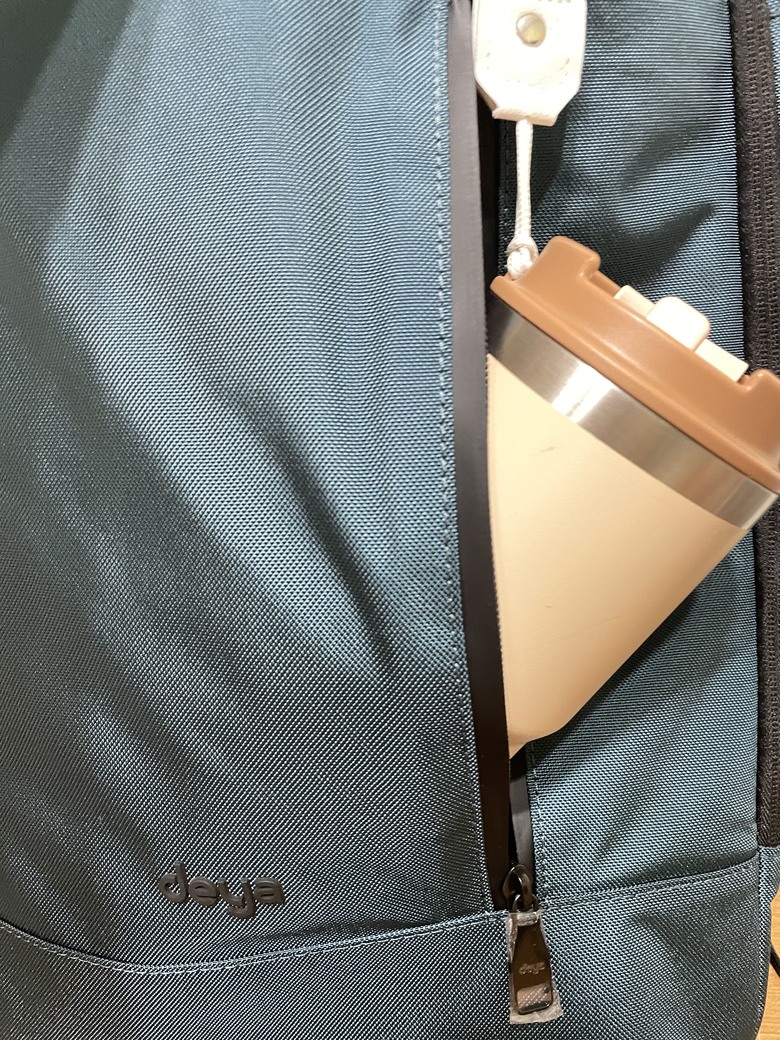 開箱-deya clever機能電腦後背包-收納好拉合出差好夥伴