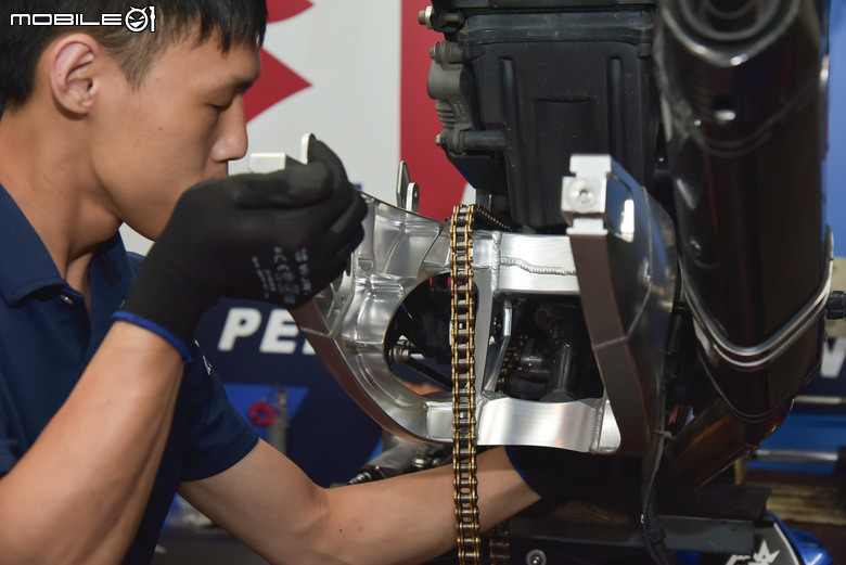 GSX-R150封頂改裝！Blacksmith後輪快拆套件＋全CNC搖臂開箱！