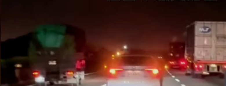 彰化。🏍️半夜騎車飆國道！沒戴帽🥽沿路蛇行亂竄(人類👷👷human出沒)