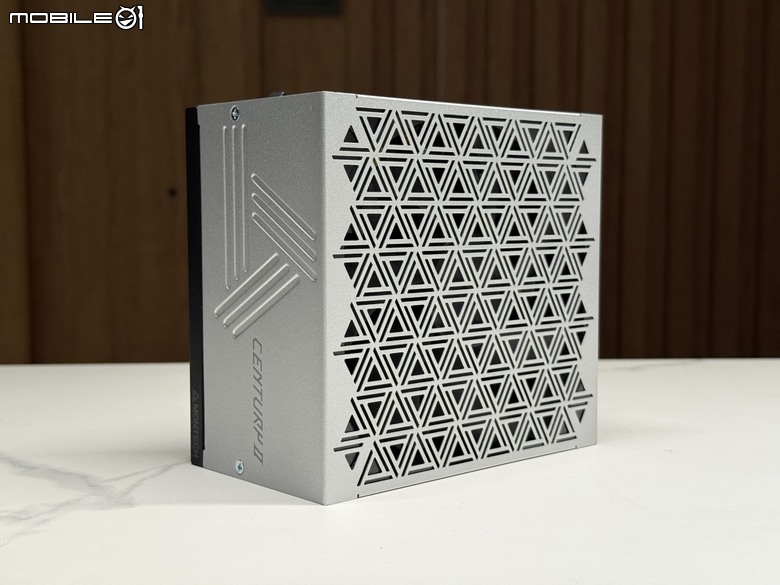 左右都能擺!君主HS01 Pro & 創世紀2代 ATX3.1電源