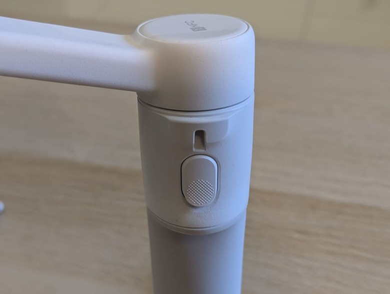 Insta360 Flow 2 手機穩定器開箱：平價入門三軸雲台