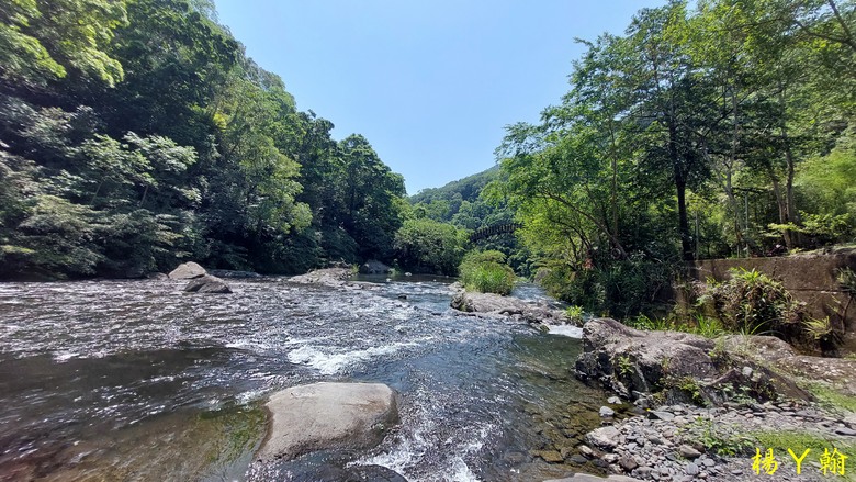 【郊山走走】烏來蝴蝶公園消暑愜意、輕鬆健行溪瀧步道、古圳步道