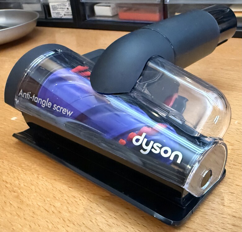 [開箱] Dyson Pencilvac Fluffycones™ (SV50 FC) 吸塵器
