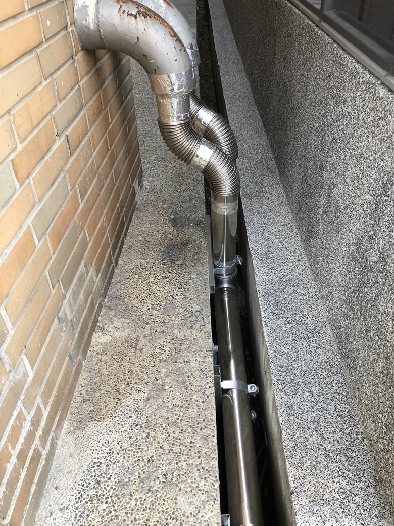 社區發電機排煙管口未依竣工圖設置—是管委會霸凌嗎?怎麼辦?