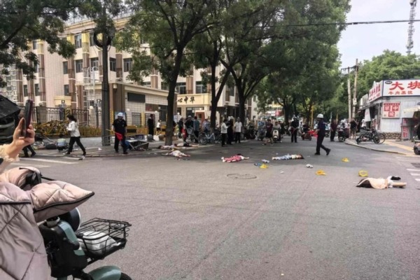 北京發生車撞小學生慘案 11人死傷
