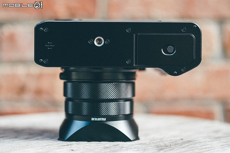 FUJIFILM GFX100 RF 評測報告｜為構圖加上轉盤、畫素破億的中判隨身機！