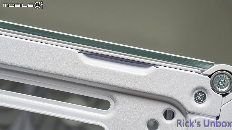【開箱】可上下顛倒展示的機殼 | MONTECH HS01 PRO WHITE