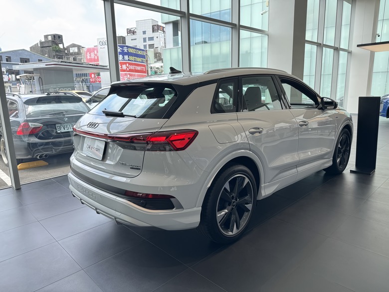 第一次踏入Audi展間 Q4試乘分享
