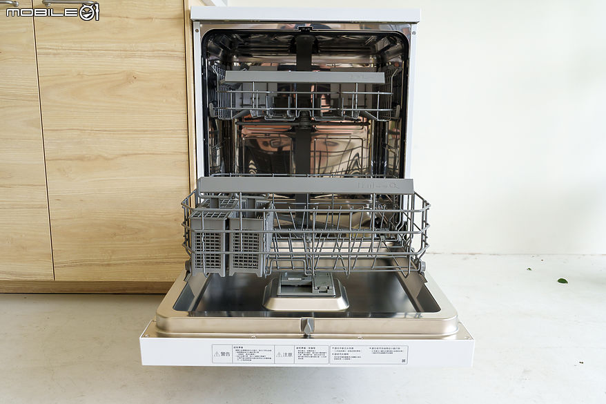 Panasonic 獨嵌式自動洗碗機 NP-DFB2K6-1H 體驗分享｜安裝彈性與機能兼具的實用機