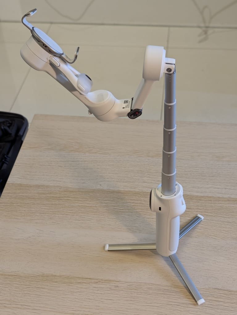 Insta360 Flow 2 手機穩定器開箱：平價入門三軸雲台