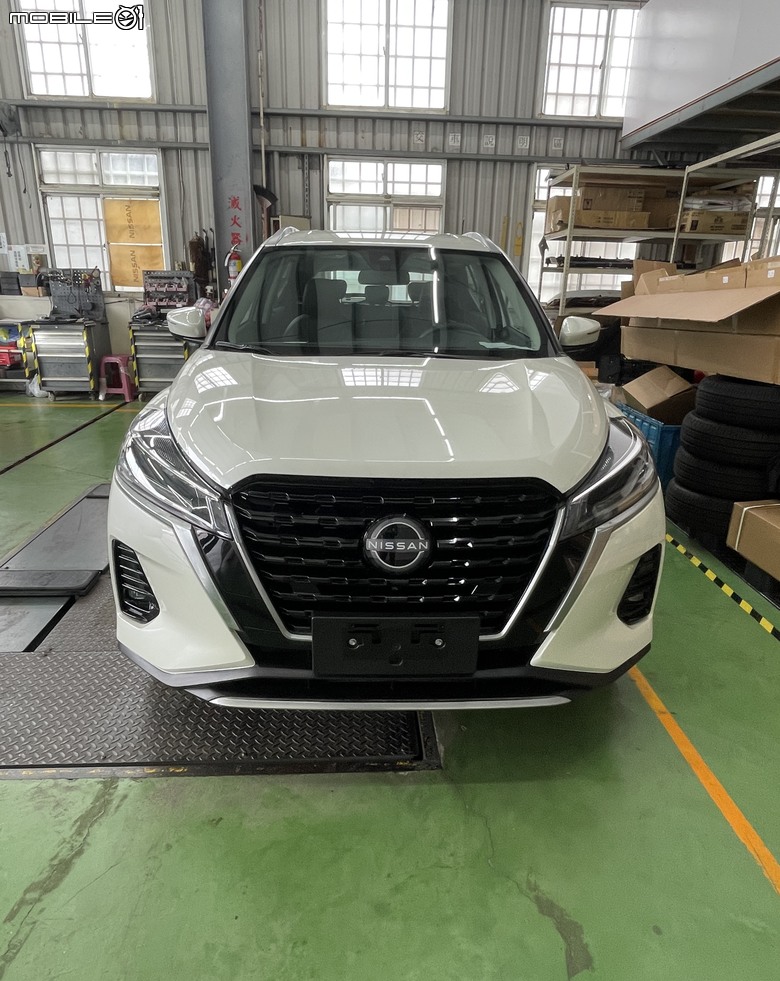 [開箱]買到Nissan不要不要的正2024年式的KICKS e-POWER 山嵐白～