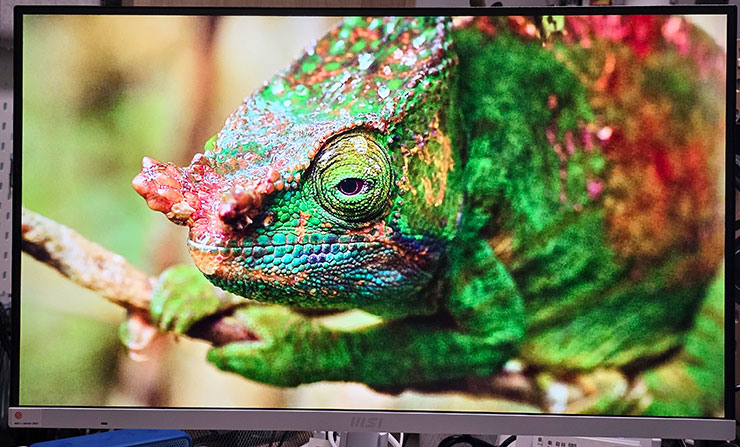 MSI Modern MD272UPSW 開箱實測：一台抵兩台～27 吋 4K 高畫質，內建 Google TV 輕鬆享受串流影音娛樂！
