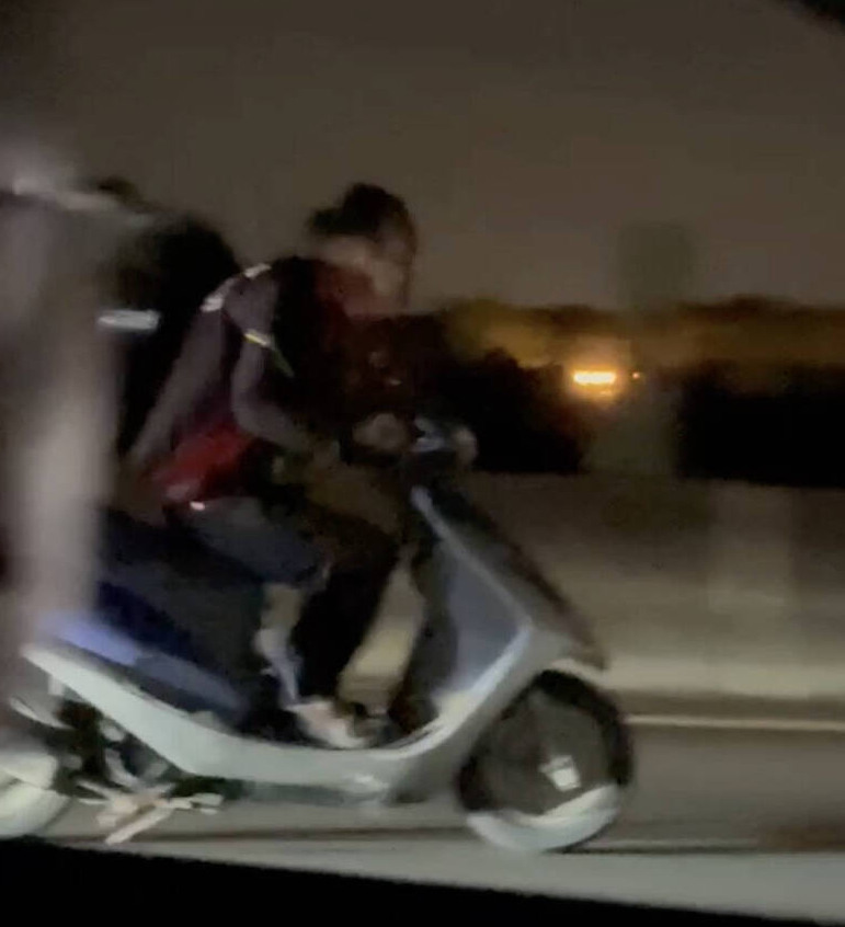 彰化。🏍️半夜騎車飆國道！沒戴帽🥽沿路蛇行亂竄(人類👷👷human出沒)