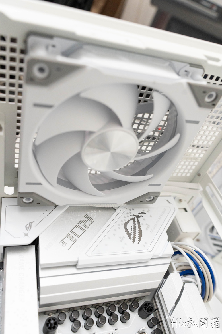 緊湊小鋼砲載體 九州風神DeepCool CH260