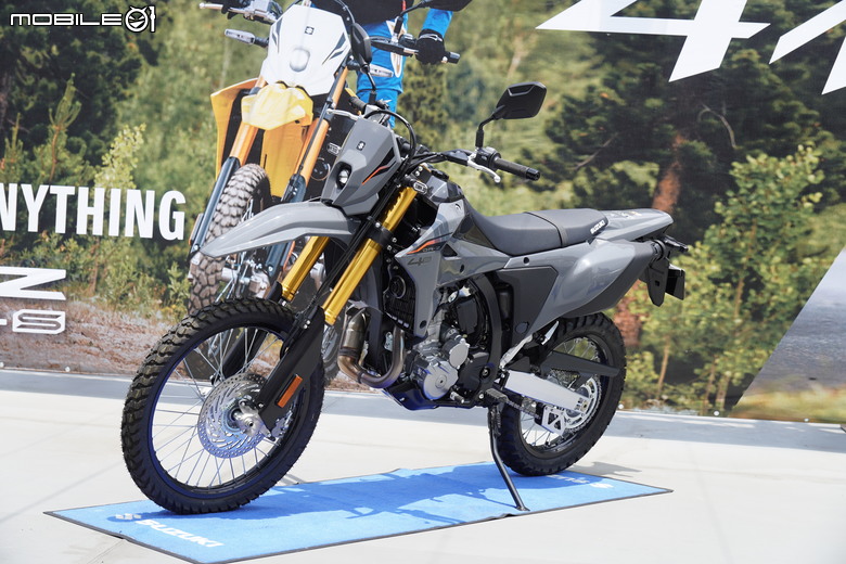 傳奇歸來,野性再臨 SUZUKI DR-Z4 S / SM 發表會,越野版、滑胎版早鳥售價:368,000元!!
